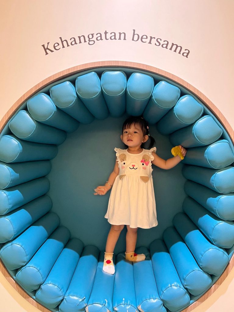 0cdcc542-2922-4bff-9527-7f4de362ff5e